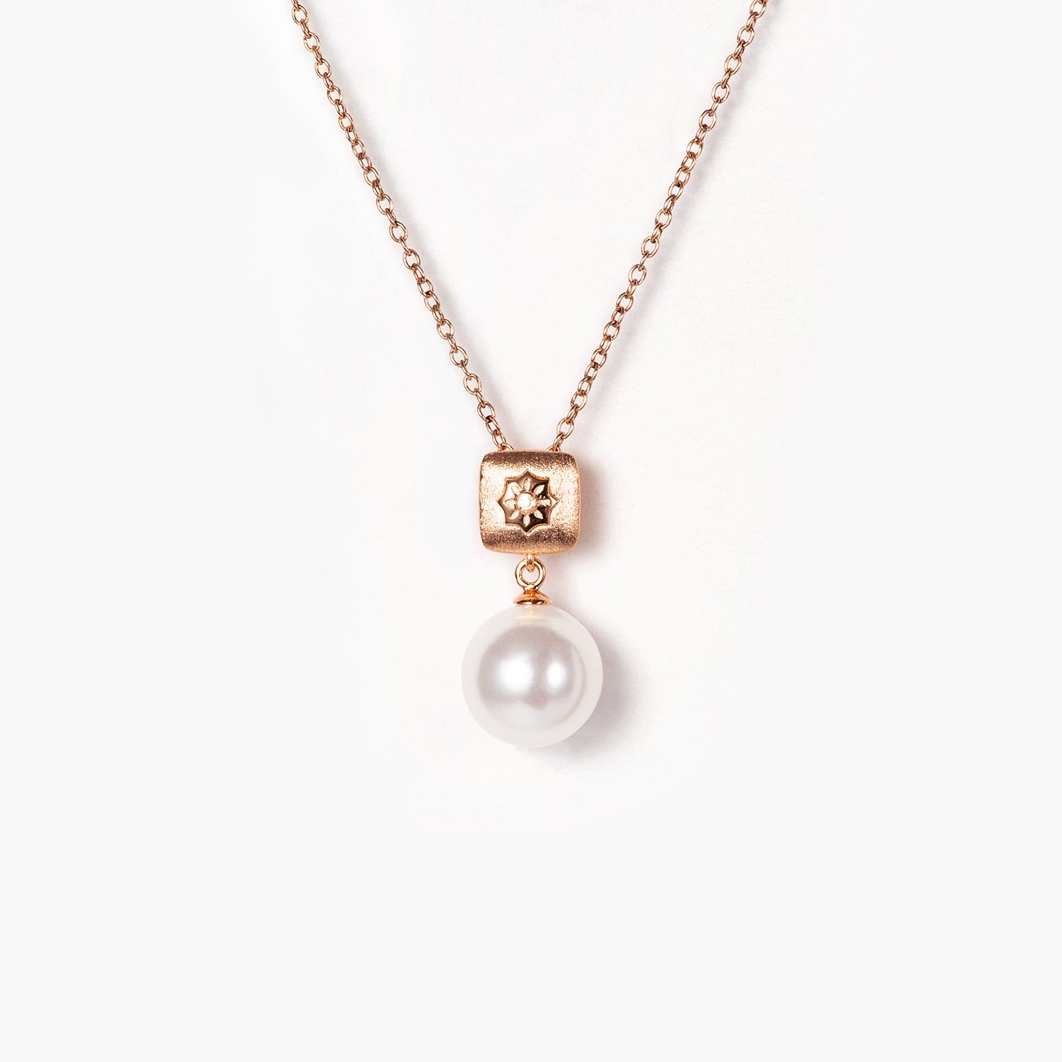 14K Gold Baroque Pearl Pendant Necklace with Diamonds