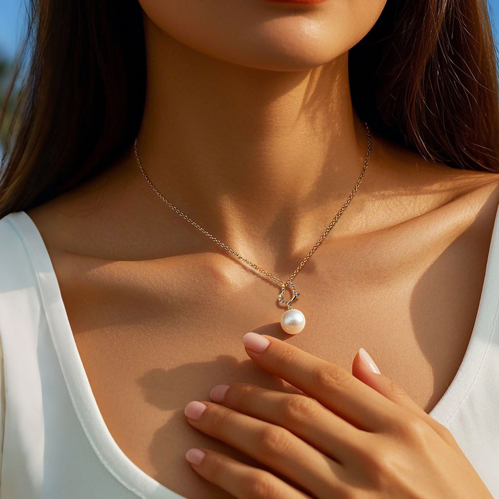 14K gold Heart Pearl Pendant With Diamonds Necklace