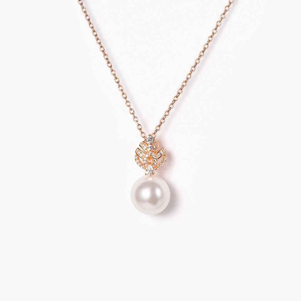 14K Solid Gold Pearl and Leaf With Diamonds Necklace