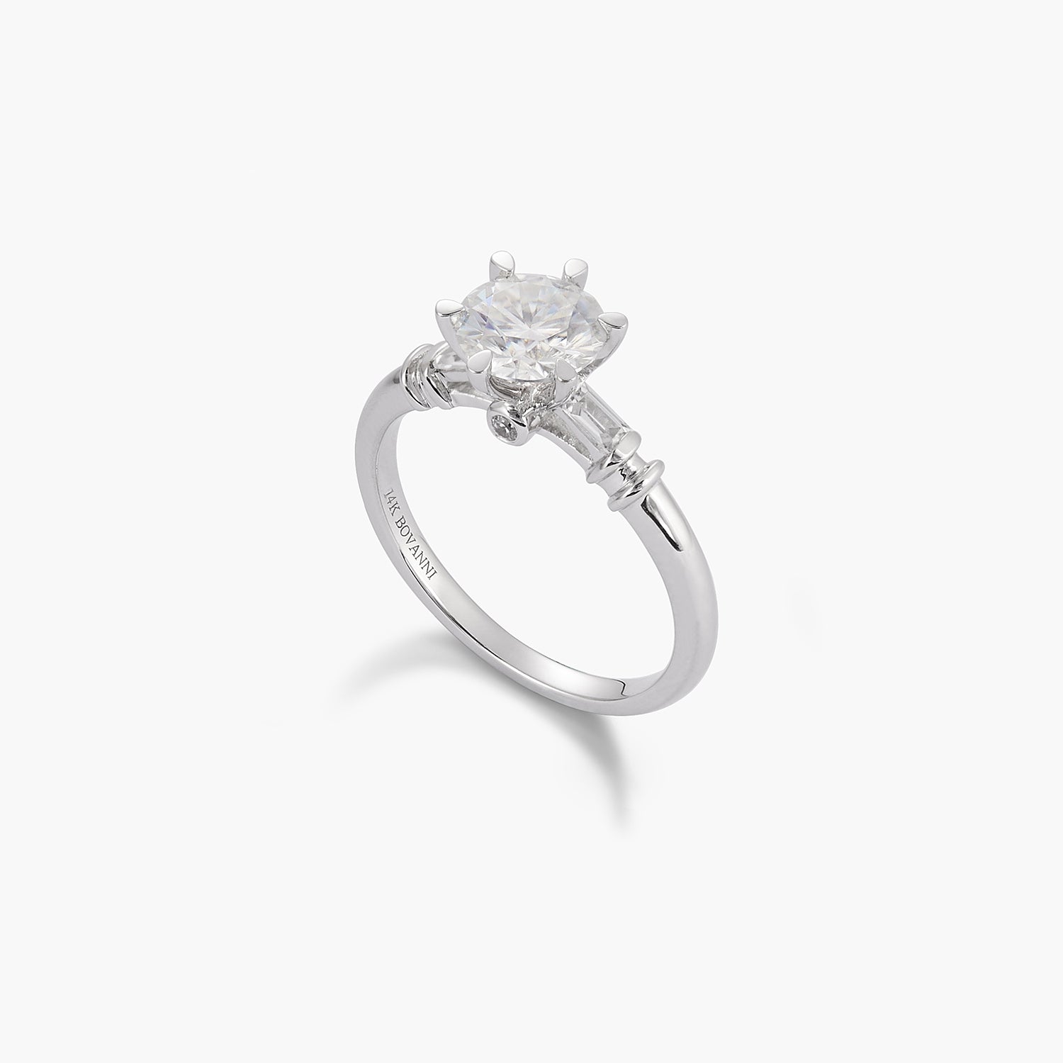 Six Claw Moissanite Diamond Round Solitaire Ring With Emerald Cut Crystal