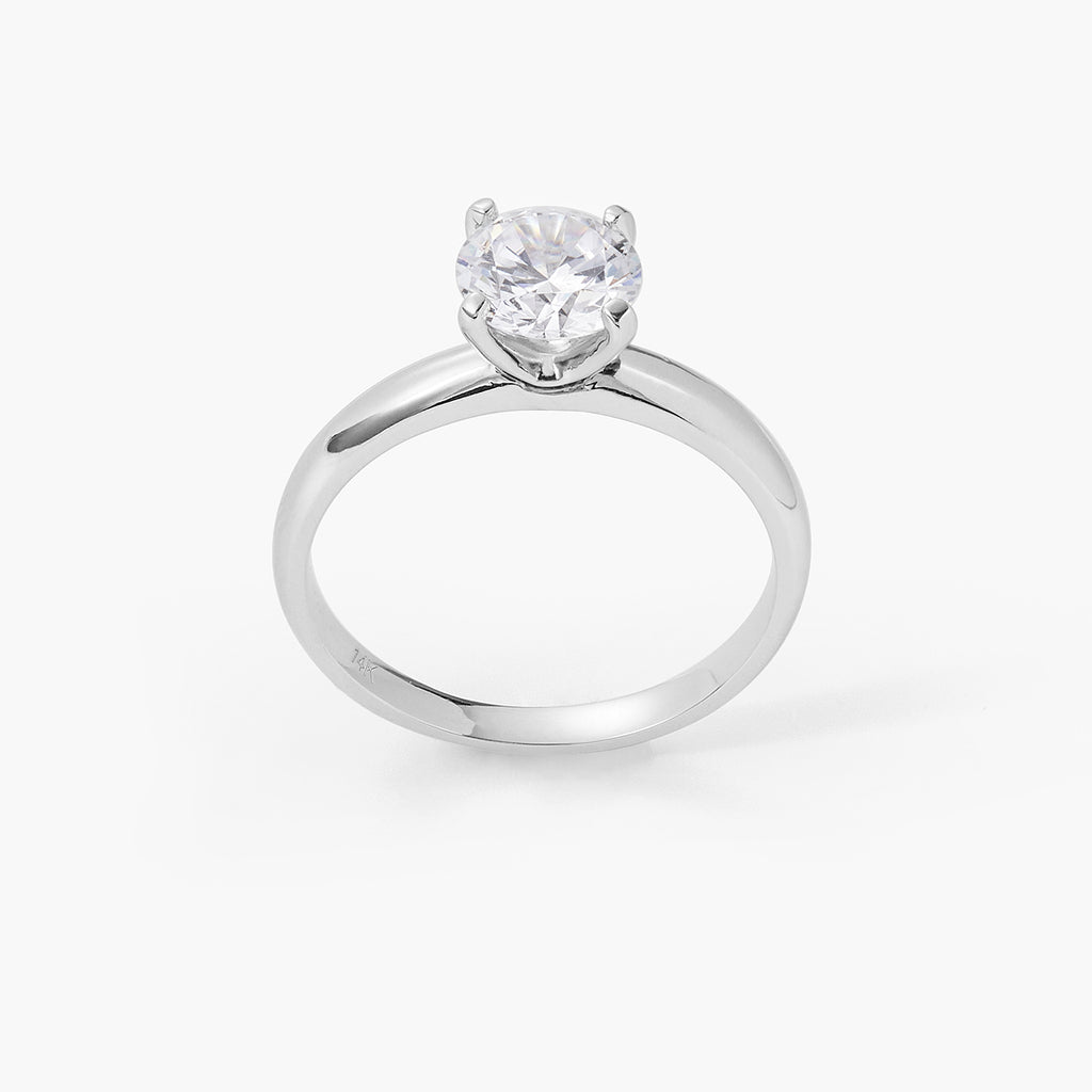 Classic Four Prong Ring Round Cut Solitaire Moissanite Diamond